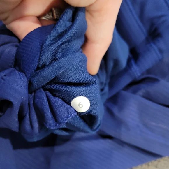 Size 6 studios - Picture 2 of 2